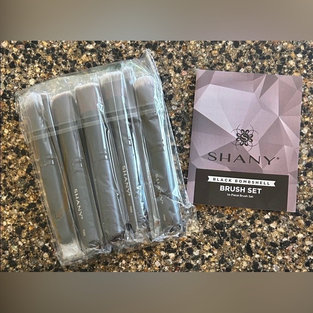 SHANY Black Bombshell 14-Piece Brush Set With Synthetic Bristles, New In Box - Picture 10 of 11